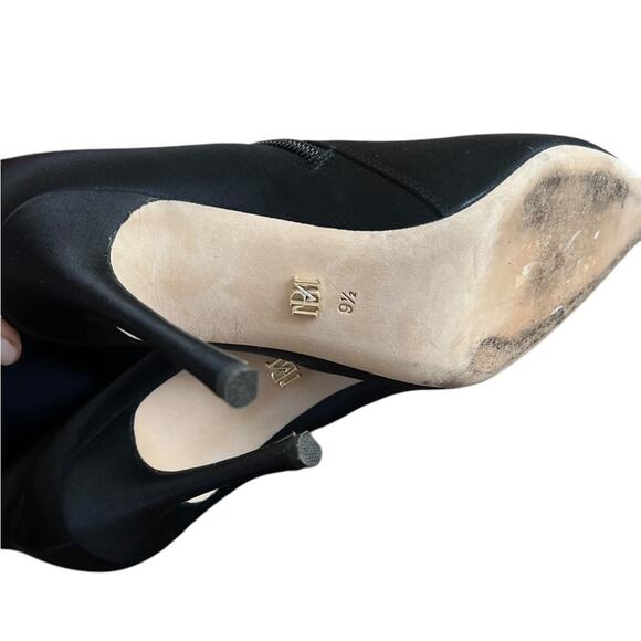 Badgley Mischka Collection Runway Knee High Black Satin Boots – Sz 9 - Picture 7 of 7